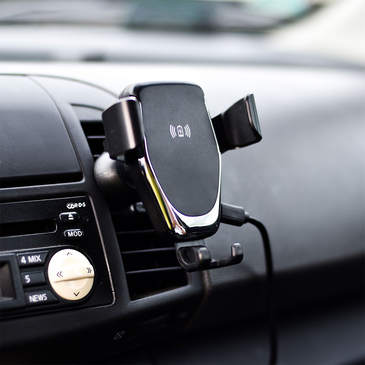 Incharge wireless biladdare svart
